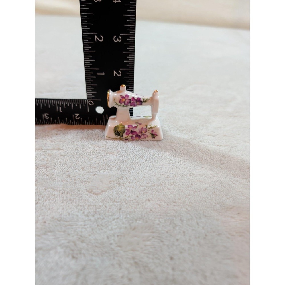 Vintage Miniature Porcelain Sewing Machine Figurine Purple Violets Gold Trim - Picture 8 of 9